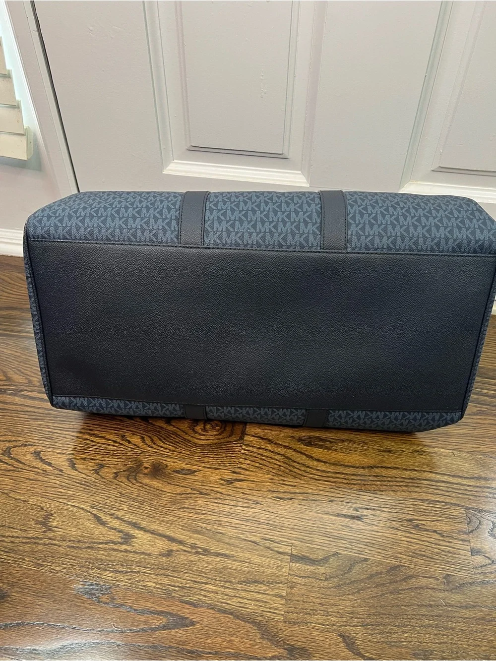 Michael Kors Men’s Harrison weekender Navy/Black Signature Duffel Bag